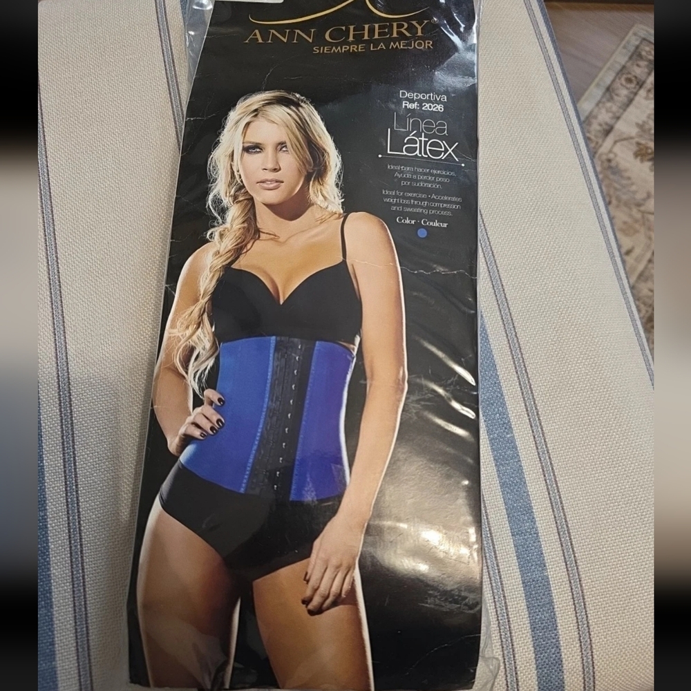 Ann Chery Blue and Black Latex Waist Trainer